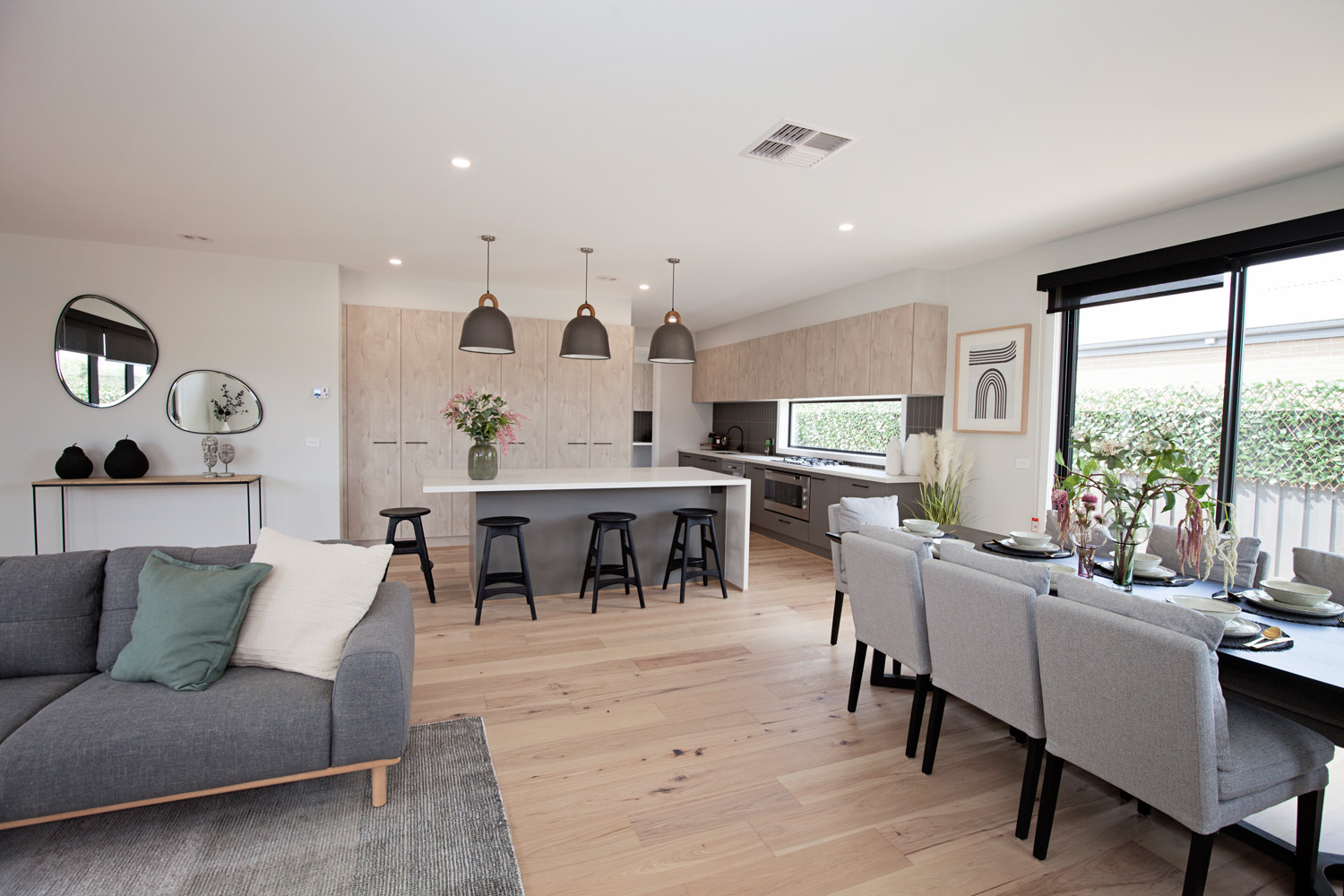 Armstrong Mt. Duneed, Geelong Display Village Villawood Properties